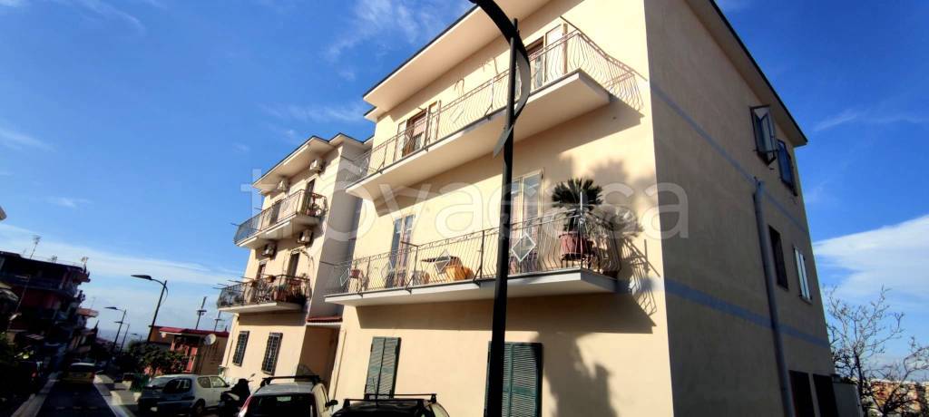 Appartamento in vendita a Massa di Somma via Gennaro Paparo