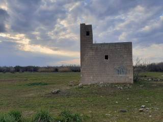 Casale in in vendita da privato a cutrofiano strada vicinale vecchia scorrano degli sticchi