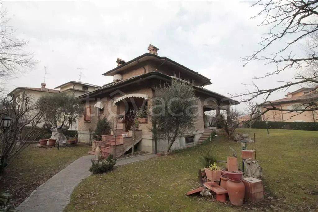 Villa in in vendita da privato a Castellarano via Dante Alighieri, 2