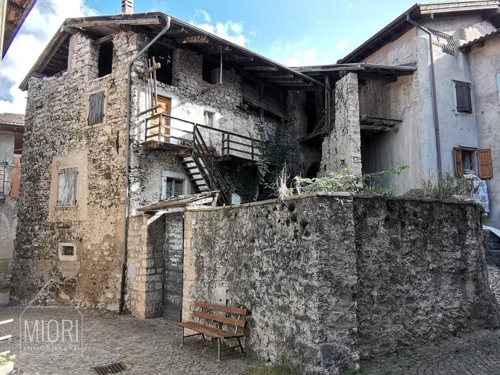 Casa Indipendente in vendita a Madruzzo via Rampina, 1