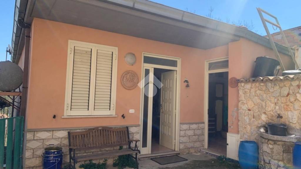 Appartamento in vendita ad Alatri via Montereo, 29