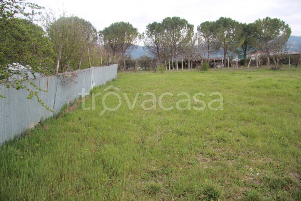 Terreno Residenziale in vendita a Spoleto via Olanda