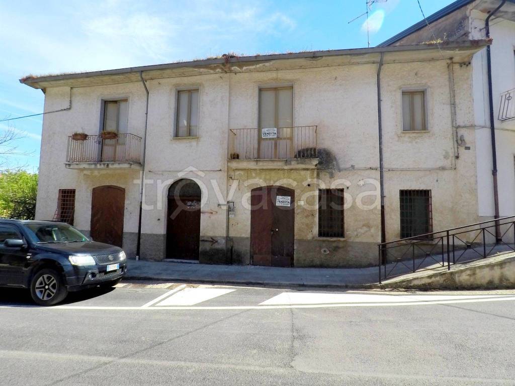Appartamento in vendita a Santa Paolina via Francesco Aufiero