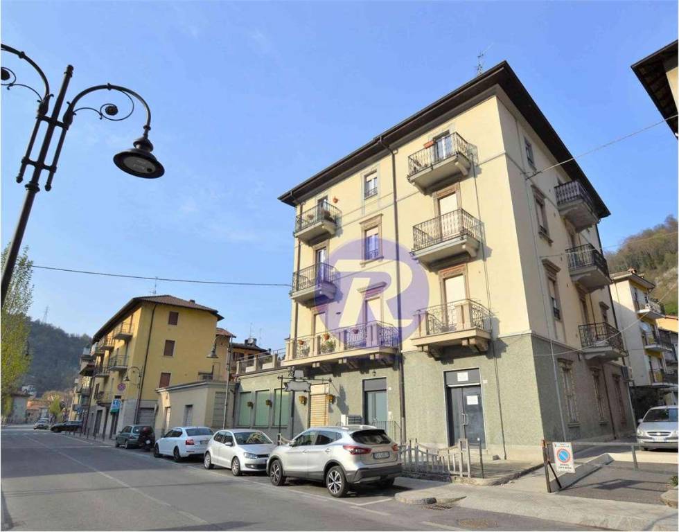 Appartamento in vendita a San Pellegrino Terme viale Vittorio Veneto, 20