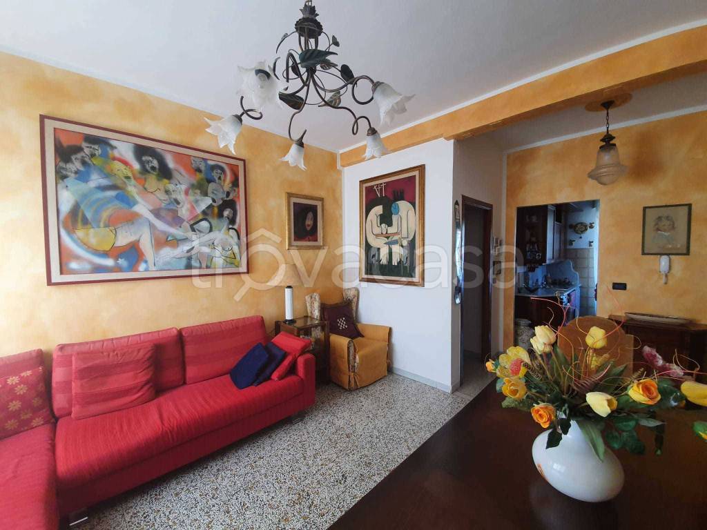 Appartamento in vendita a Sarzana piazza Giacomo Matteotti