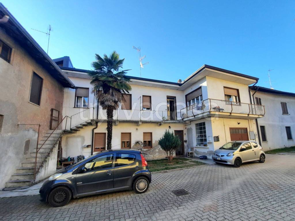 Appartamento in vendita a Magnago via San Martino