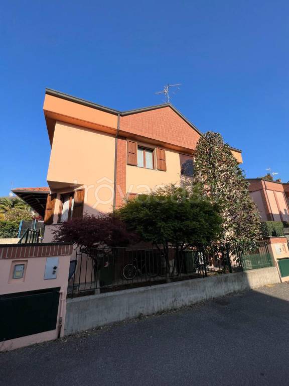 Villa Bifamiliare in vendita a Gessate
