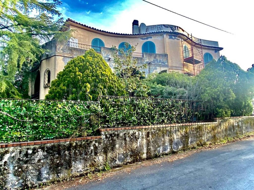 Villa in in vendita da privato a Trecastagni via Vittorio Alfieri, 6