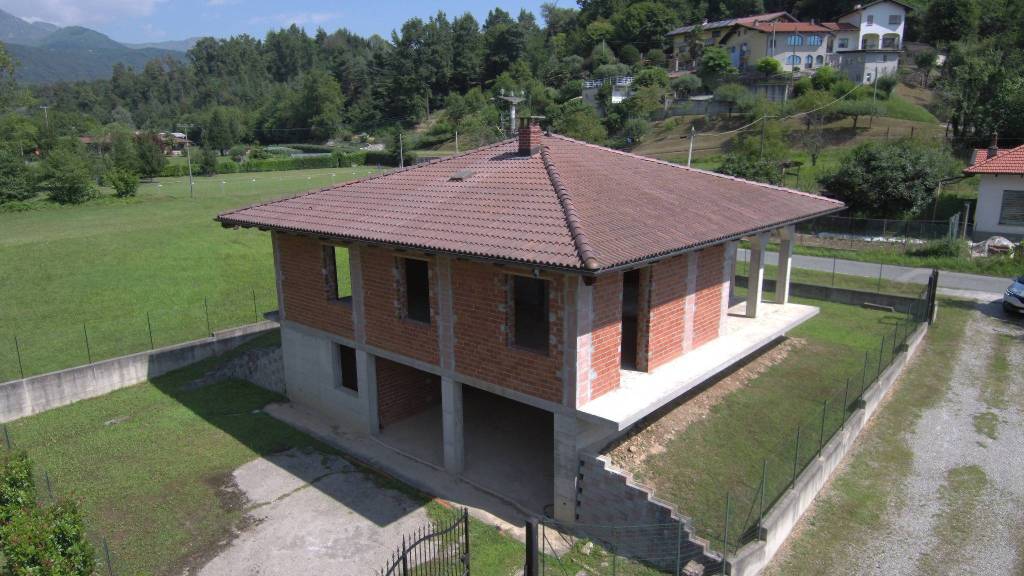 Villa in vendita a Castellamonte frazione Preparetto, 71/2