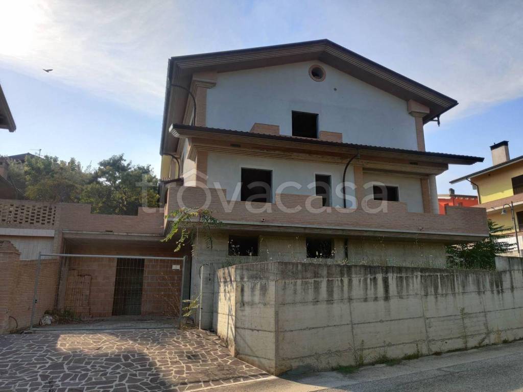 immagine annuncio 4 di 8