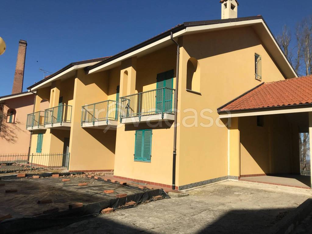 Villa a Schiera in vendita a La Morra