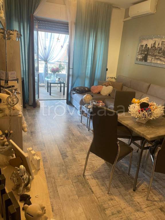 Appartamento in in vendita da privato a Fiumicino via Stoccolma
