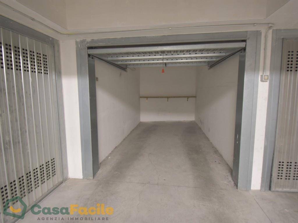 Garage in vendita a Cesena corso Camillo Benso di Cavour, 52