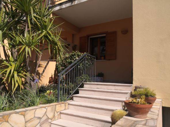 Villa a Schiera in vendita a Messina contrada Sperone