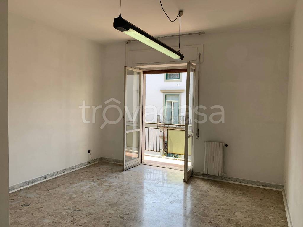 Ufficio in in affitto da privato a Caserta via Cesare Battisti, 103
