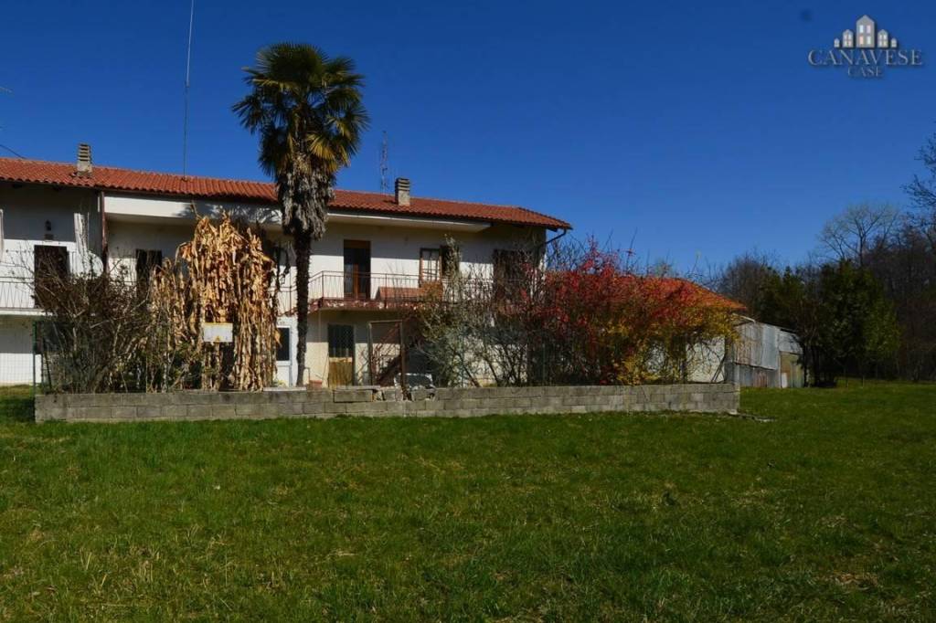 Casa Indipendente in vendita a Torre Canavese frazione Valia, 10