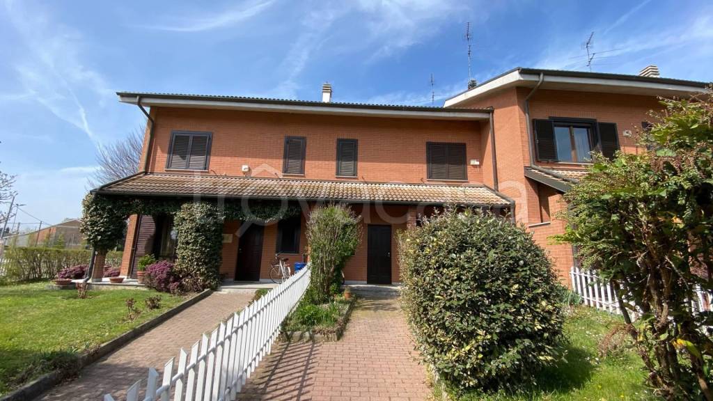 Villa a Schiera in vendita a Borgoratto Alessandrino via balbi
