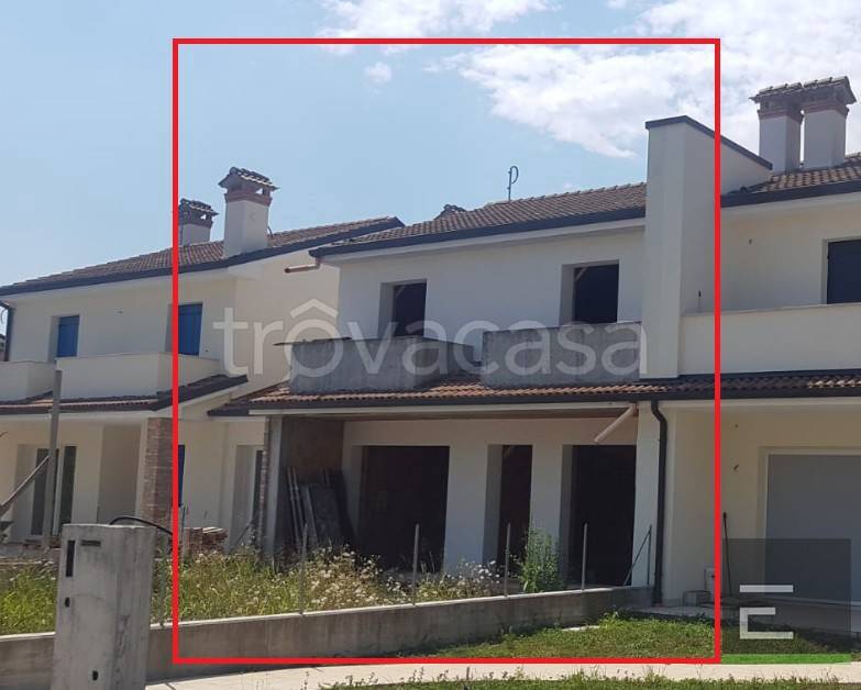 Villa Bifamiliare in vendita a Moriago della Battaglia via Aldo Moro, 10