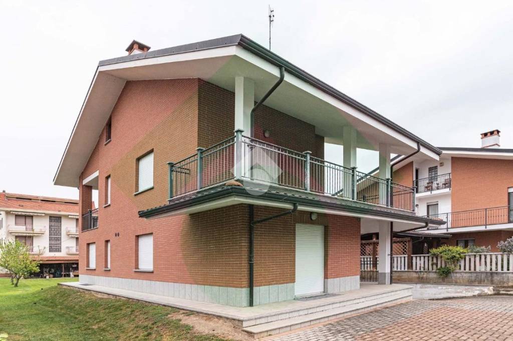 Villa in vendita a Ciriè via p. Borsellino, 29
