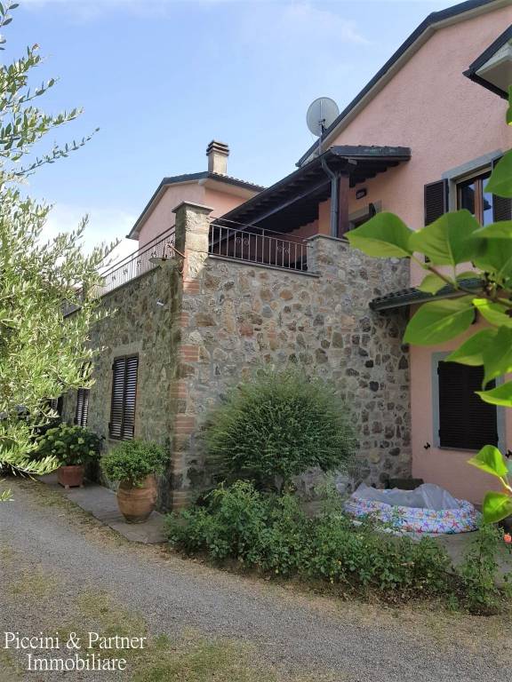 Villa Bifamiliare in vendita a San Casciano dei Bagni via del Poggio