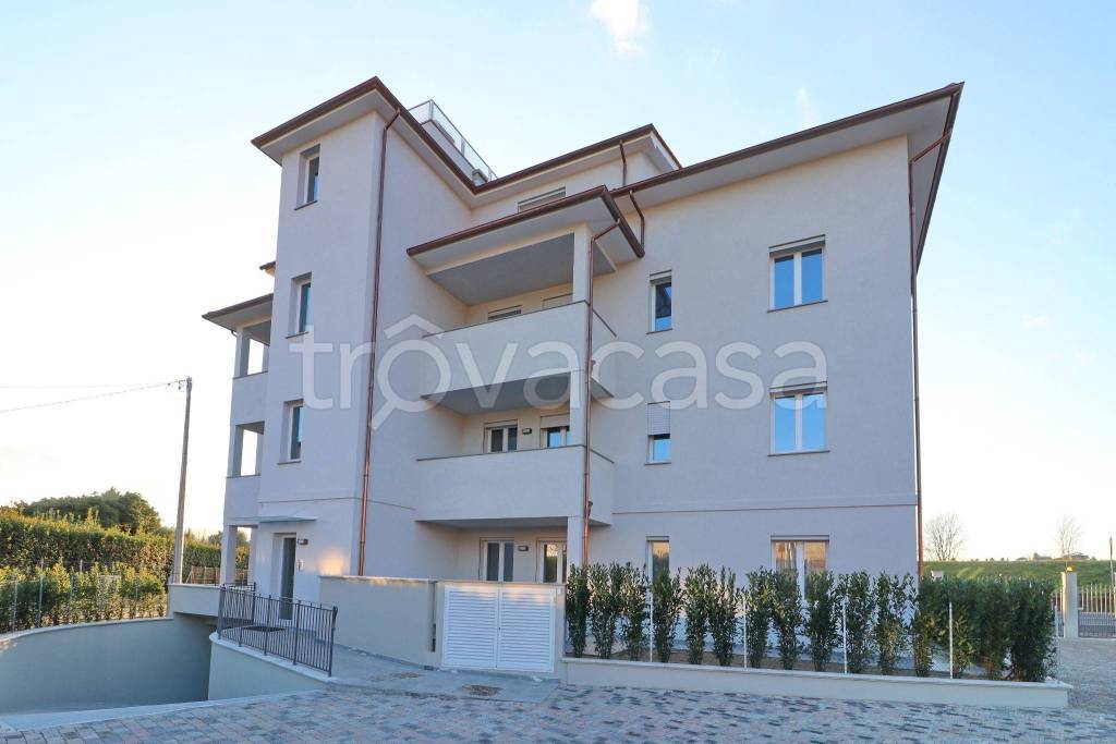 Appartamento in in vendita da privato a Lucca via del Brennero Nord, 1114
