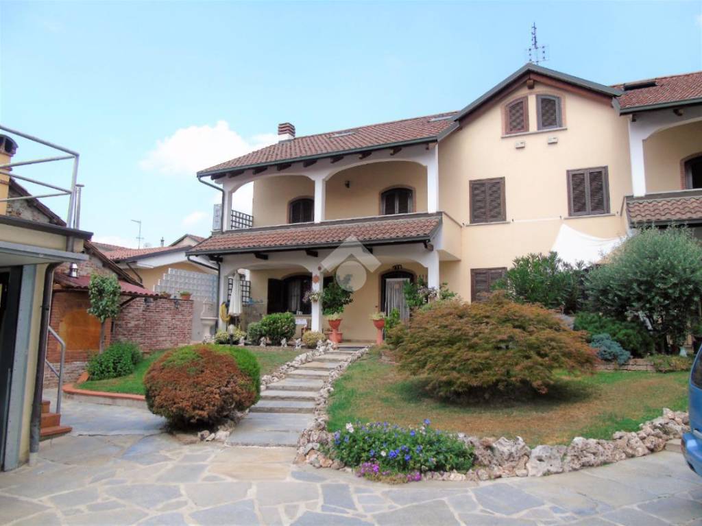 Villa Bifamiliare in vendita a San Raffaele Cimena via ferrarese, 31