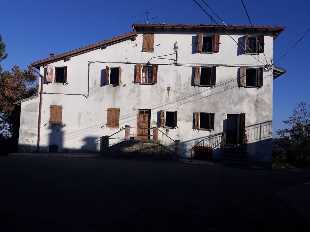 Casale in in vendita da privato a Serramazzoni via Casa Catina, 56