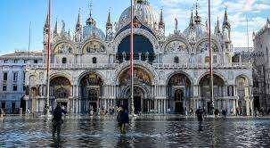 Intero Stabile in vendita a Venezia piazza San Marco