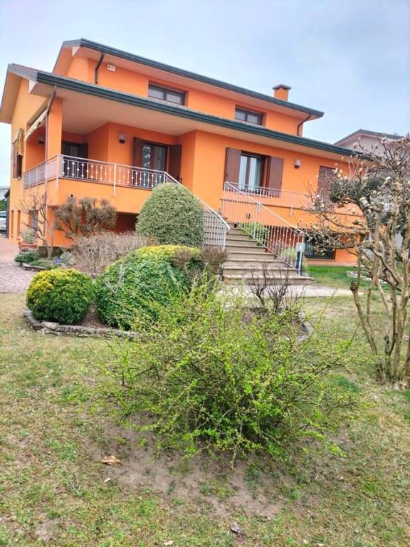 Villa in vendita a Boara Pisani via dell'artigianato, 1
