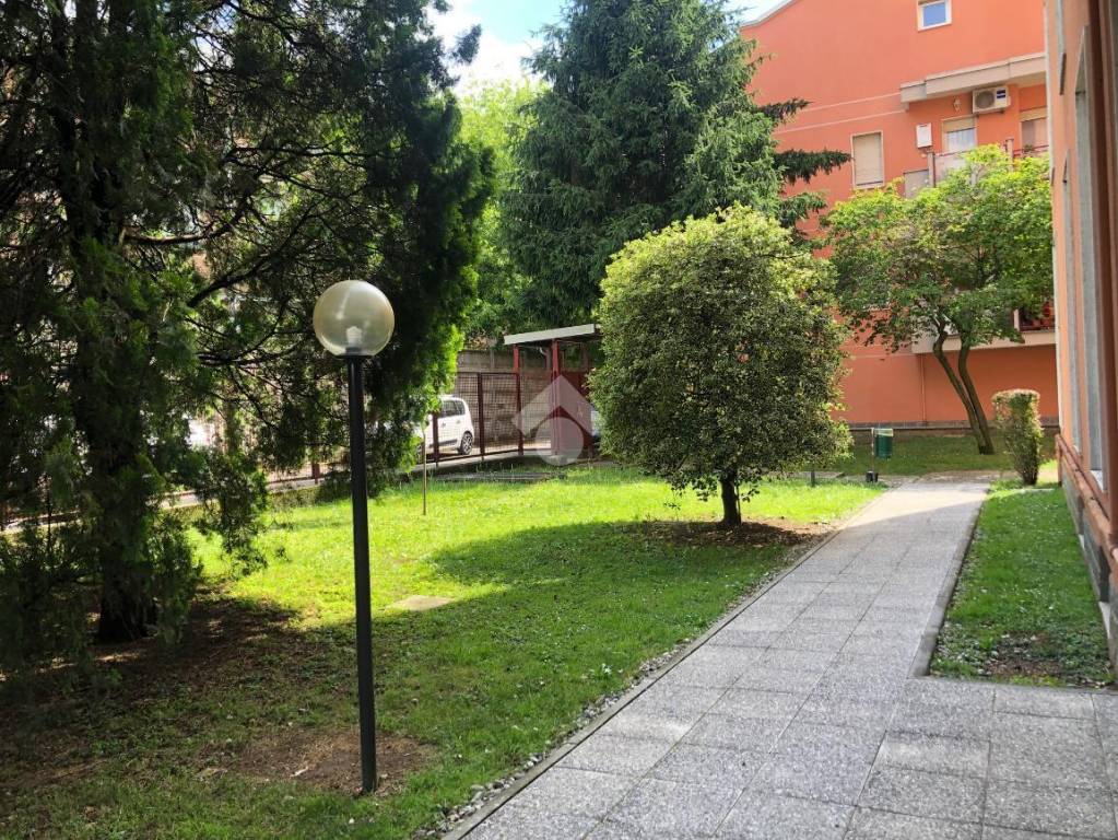 Appartamento in vendita a Monza viale Lombardia, 246