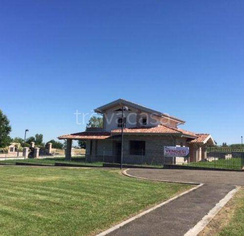 Villa a Schiera in vendita a Castelvetro di Modena via Ghiarone