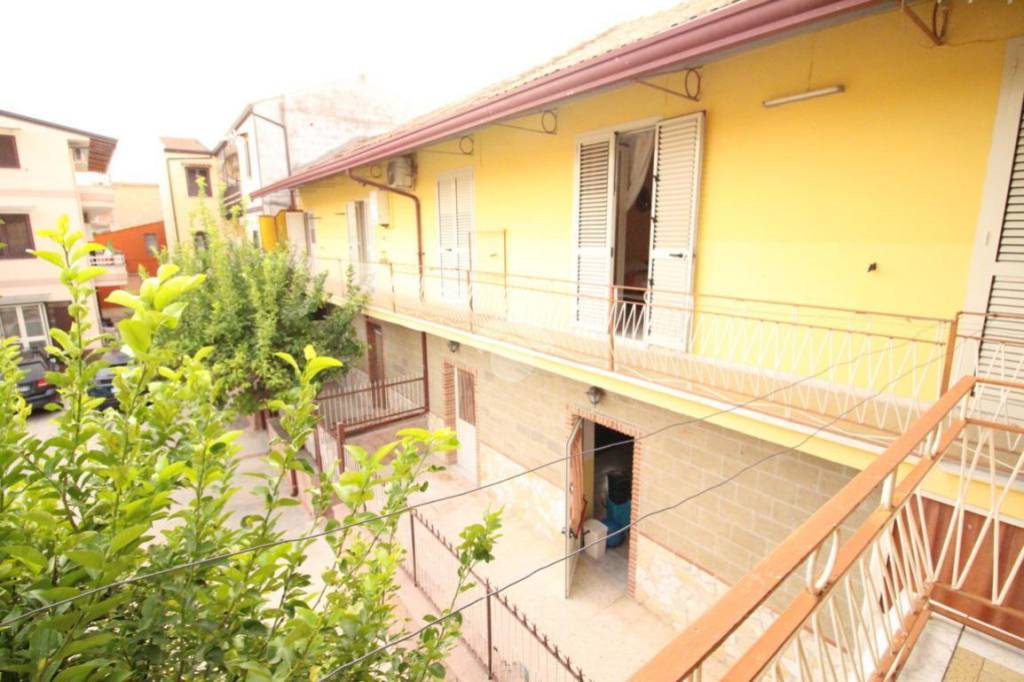 Casa Indipendente in vendita a Grazzanise via II Erico Lauro