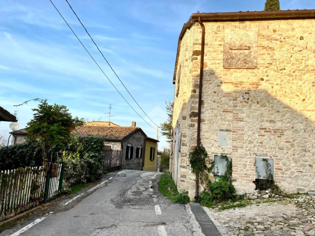 Colonica in vendita a Verucchio via Borgo, 10