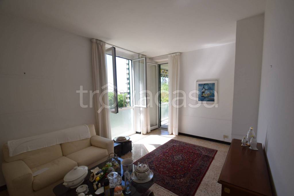 Appartamento in vendita a Genova via Cravasco, 61