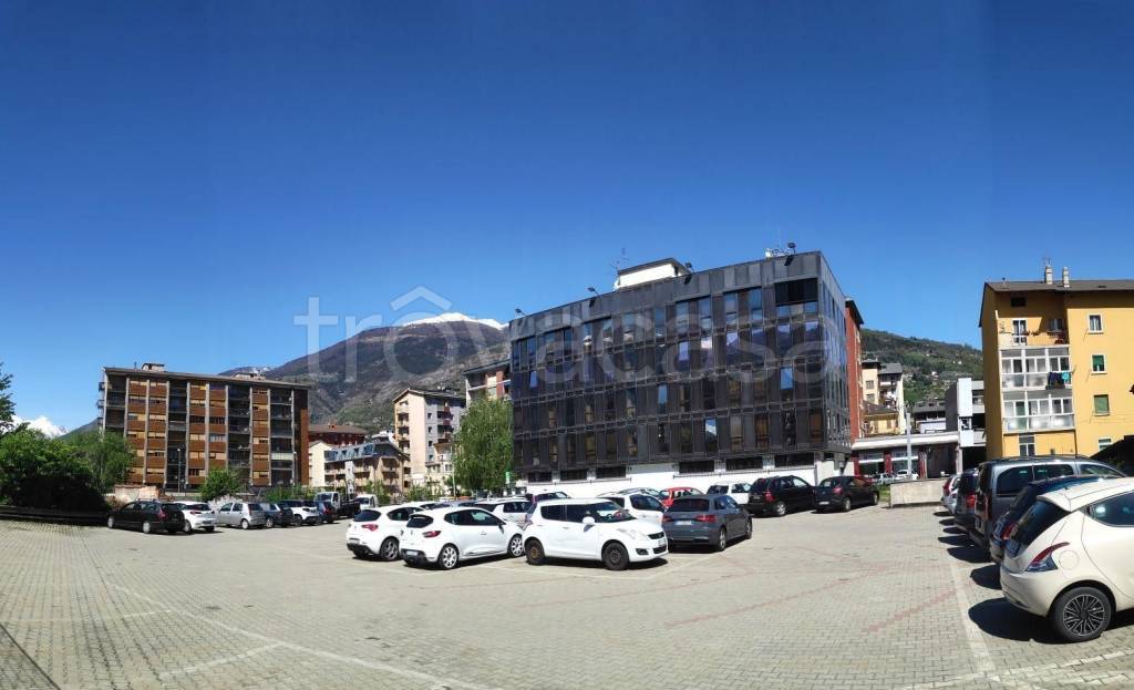 Ufficio in in vendita da privato ad Aosta via Chambery, 51