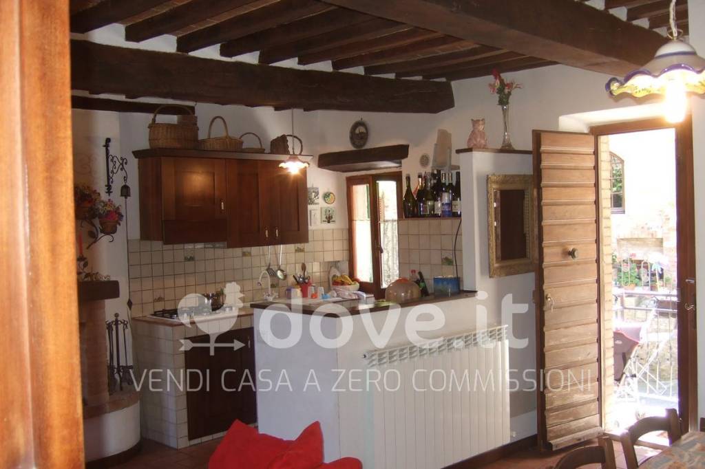 Appartamento in vendita a Castiglione d'Orcia via Roma, snc