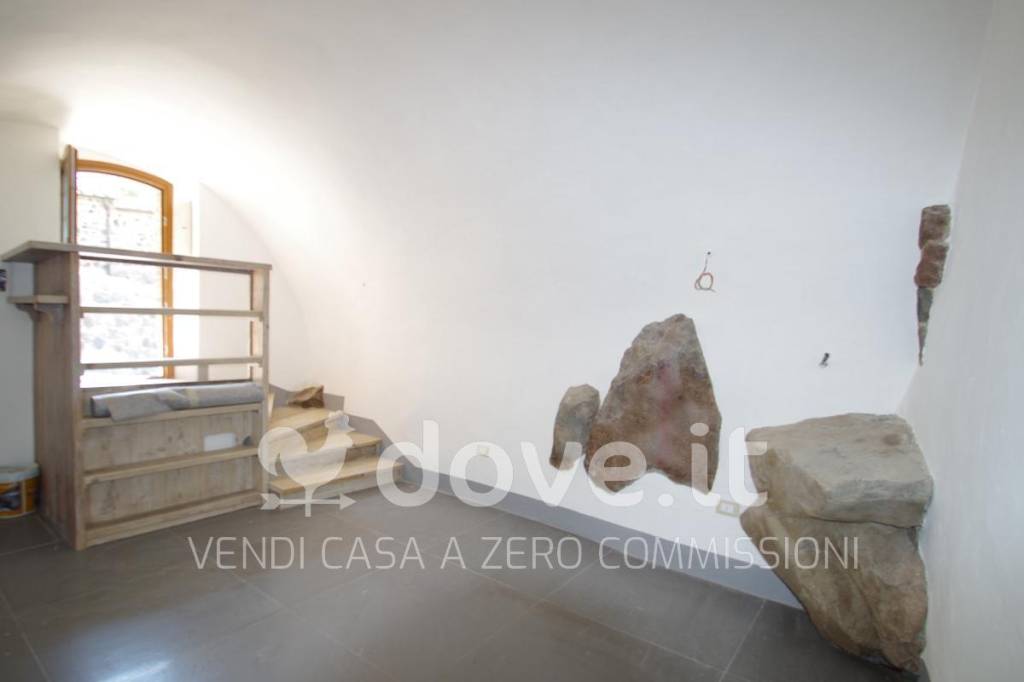 Appartamento in vendita a Radicofani piazza Ghino di Tacco, snc
