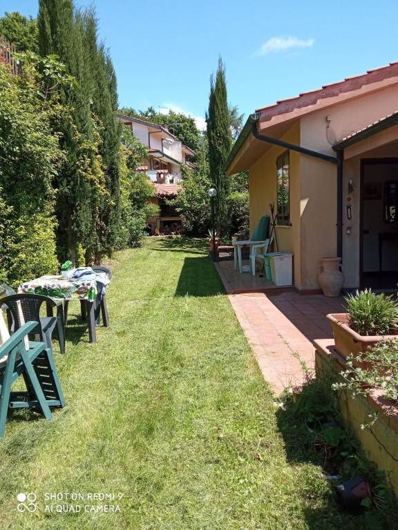 Villa Bifamiliare in in vendita da privato a Manziana via Caduti di Nassirya, 5