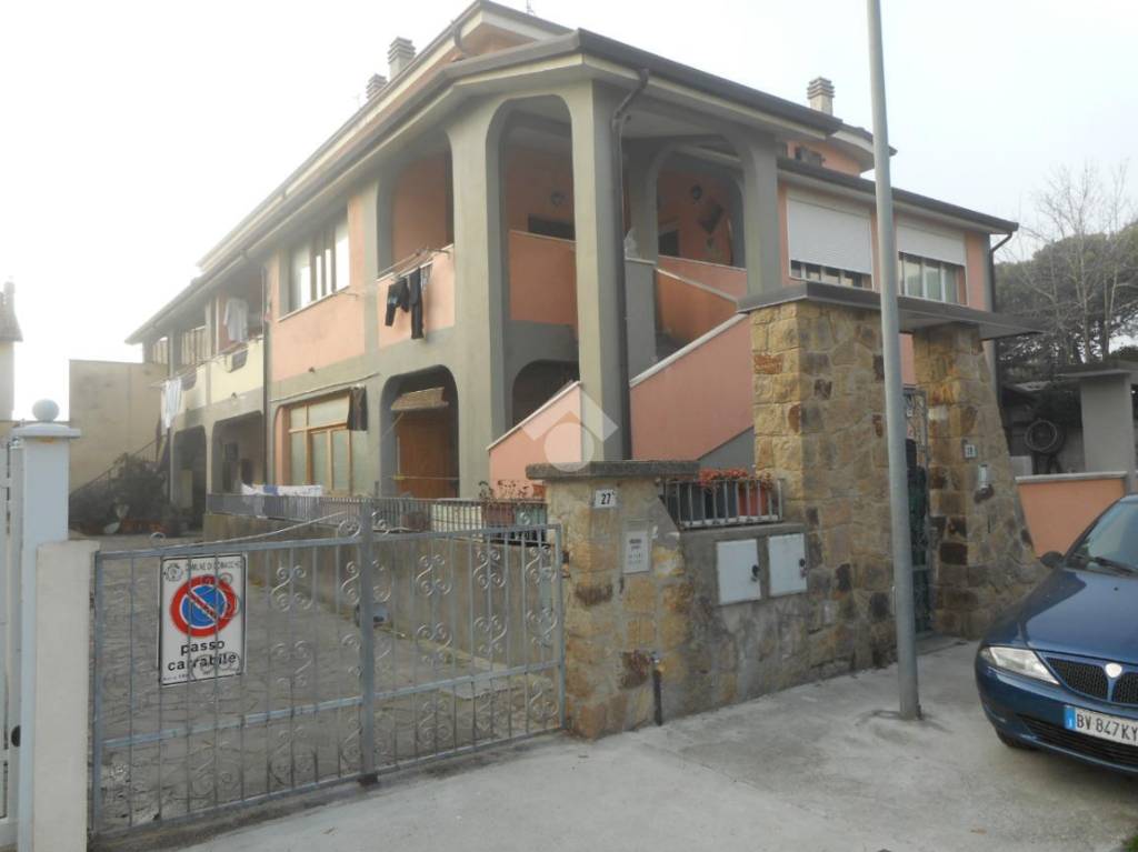 Villa Bifamiliare in vendita a Comacchio via Volturno, 27