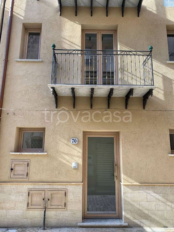Intero Stabile in in vendita da privato a Campofelice di Roccella via Antonino d'Anna, 70