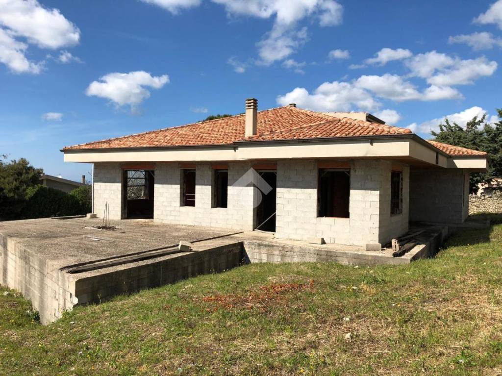 Villa in vendita a Ossi via Monte Dolis