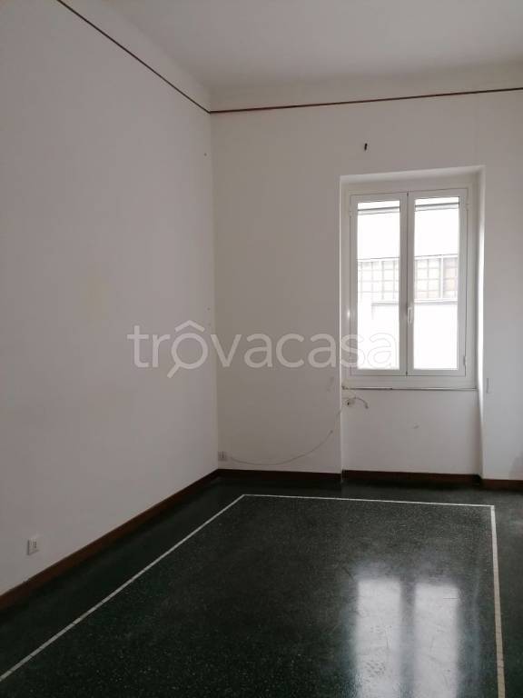 Appartamento in in vendita da privato a Genova via della Pietra, 19