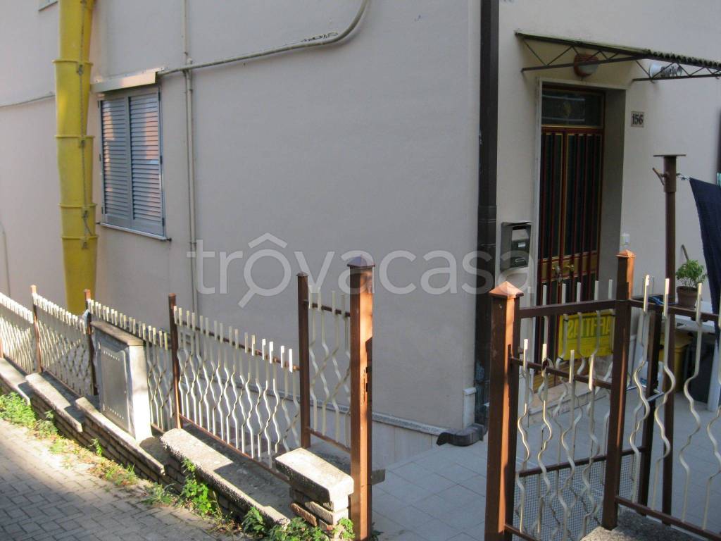 Appartamento in in vendita da privato a Loreto Aprutino via Cappuccini, 156