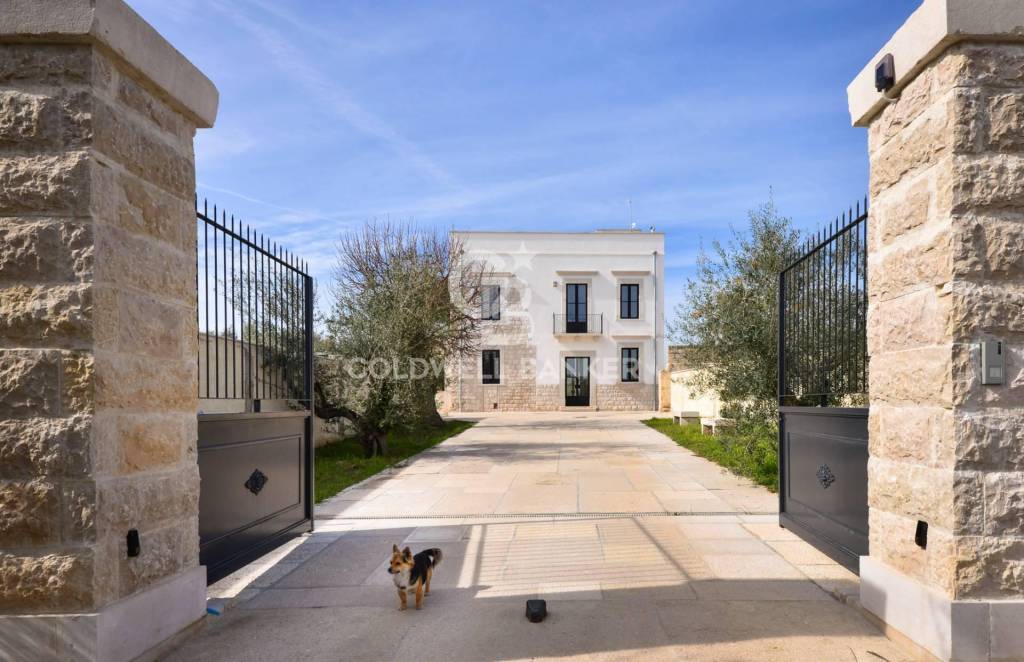 Villa in vendita a Trani via Del Serrone, 31