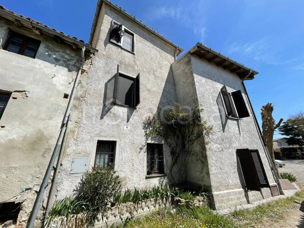 Casale in vendita a Salsomaggiore Terme località San Vittore, 75