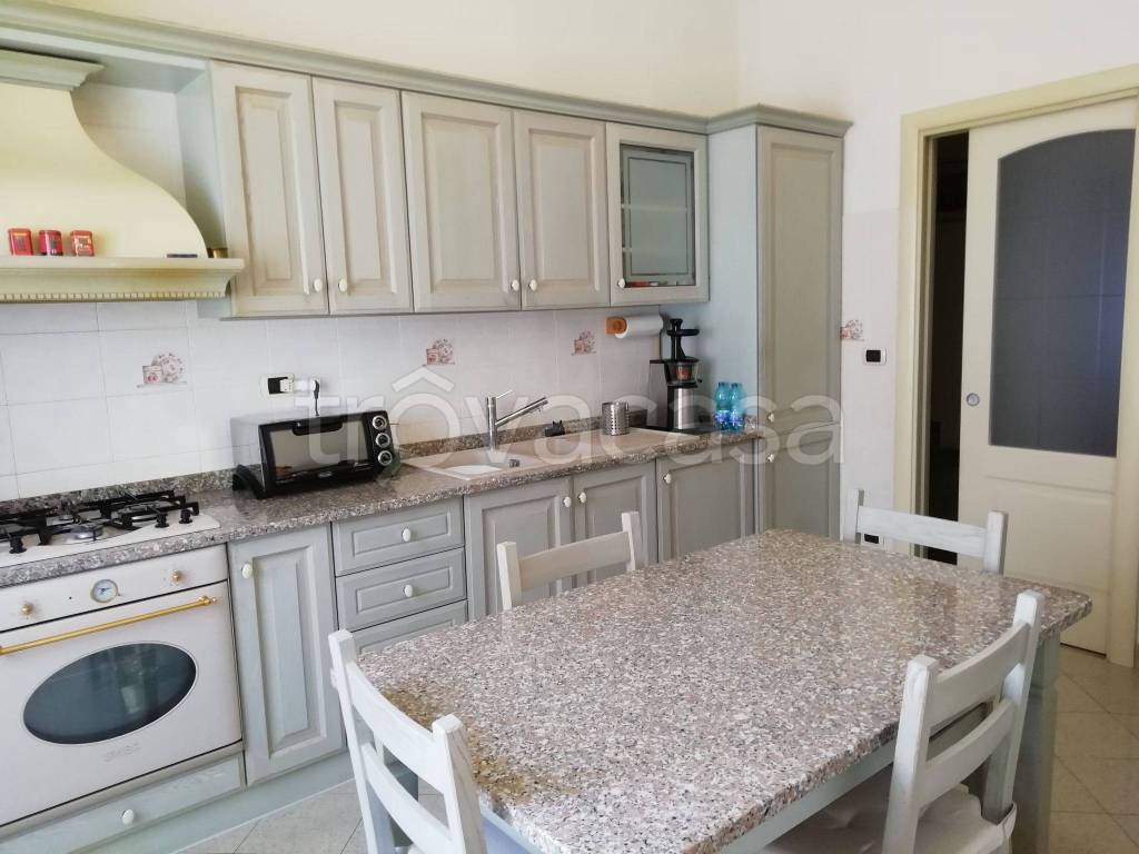 Appartamento in in vendita da privato a Ventimiglia piazza Cesare Battisti, 24