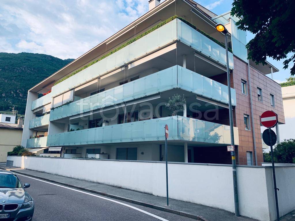 Magazzino in in vendita da privato a Bolzano via Giuseppe Cesare Abba