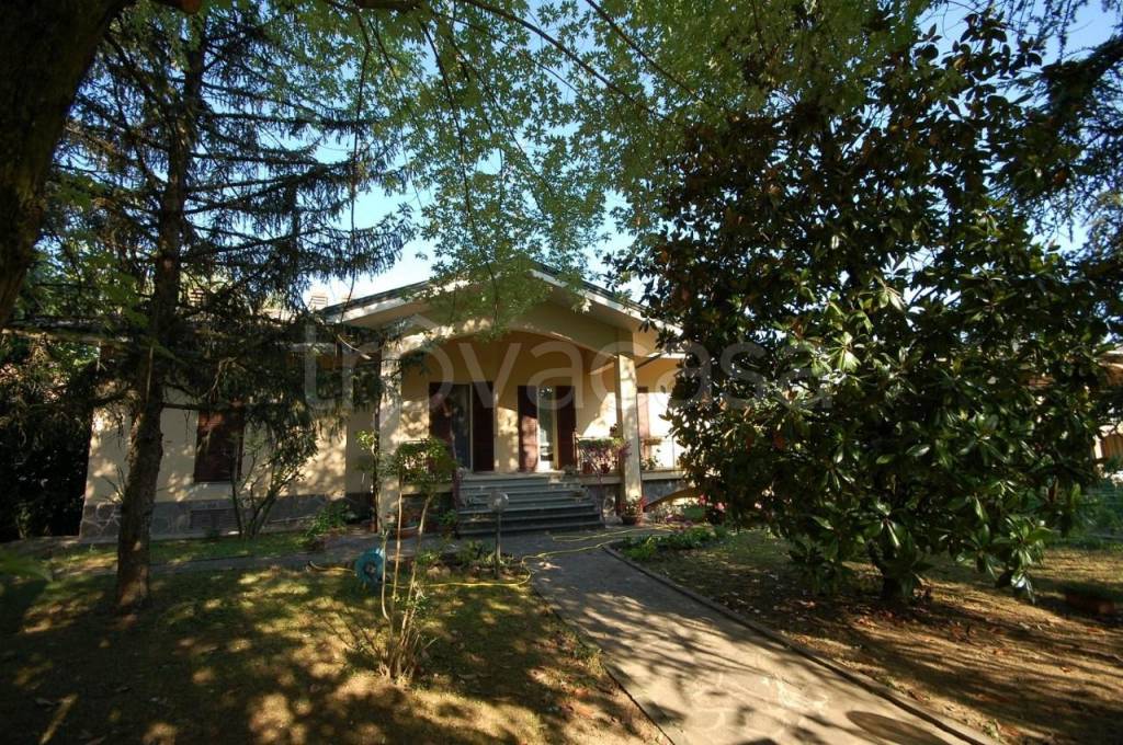 Villa in vendita a Sala Baganza via Gruzza