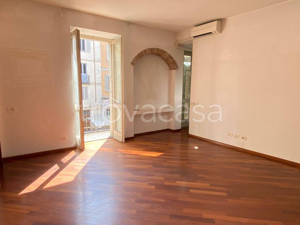 Appartamento in vendita a Casale Monferrato piazza Santo Stefano, 9