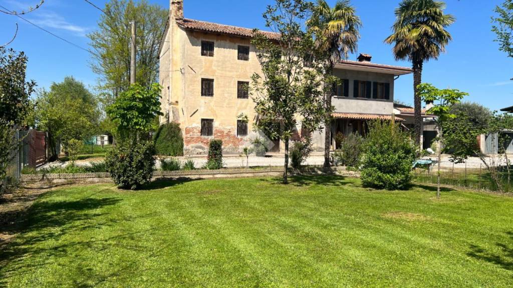Villa in vendita a Zero Branco via Fontane, 1